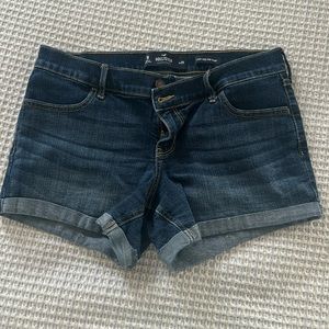 Hollister Jean shorts